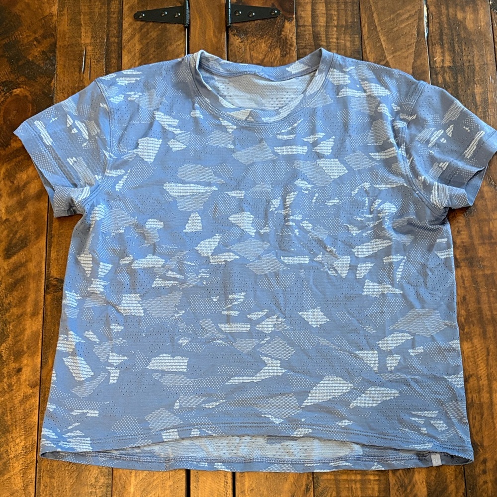 lululemon athletica Blue and White Short Sleeve Top